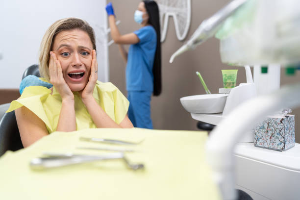 Best Emergency Tooth Extraction in Jan Phyl Village, FL